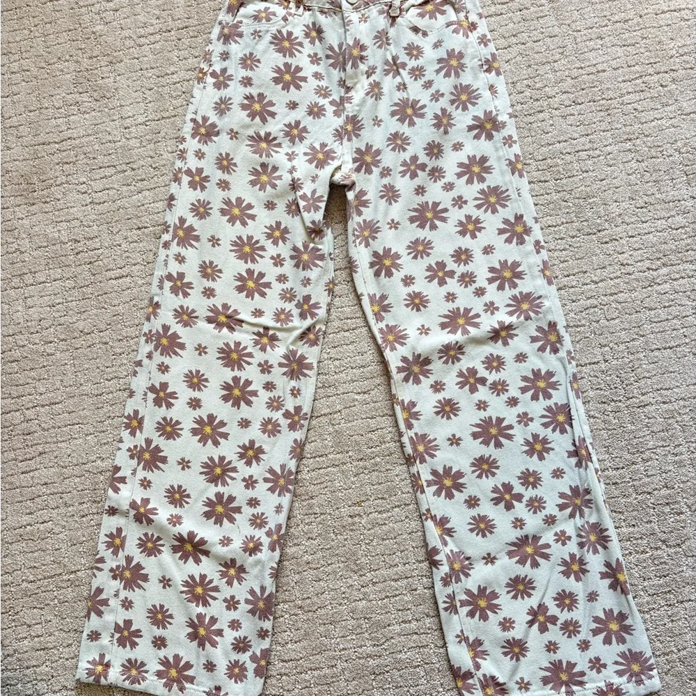Floral Straight Leg Jeans - Picture 3 of 5